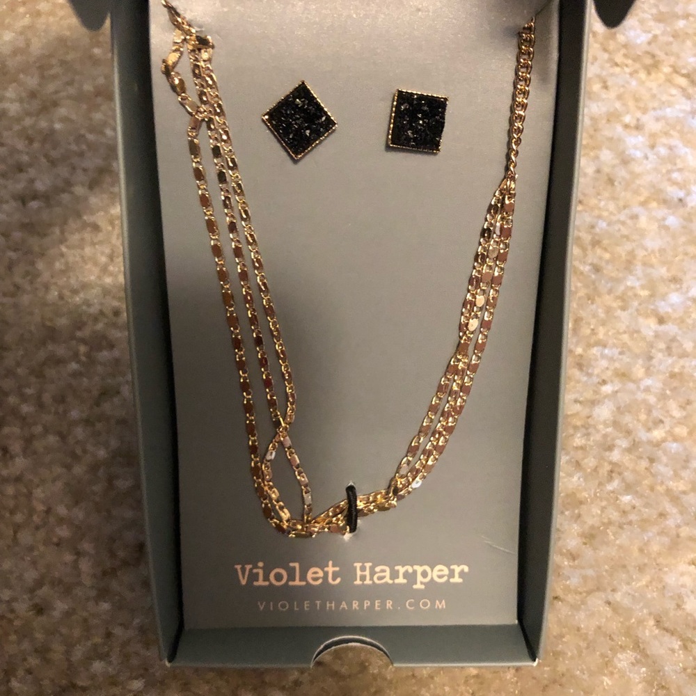 Isla Layered Necklace and Earrings Set